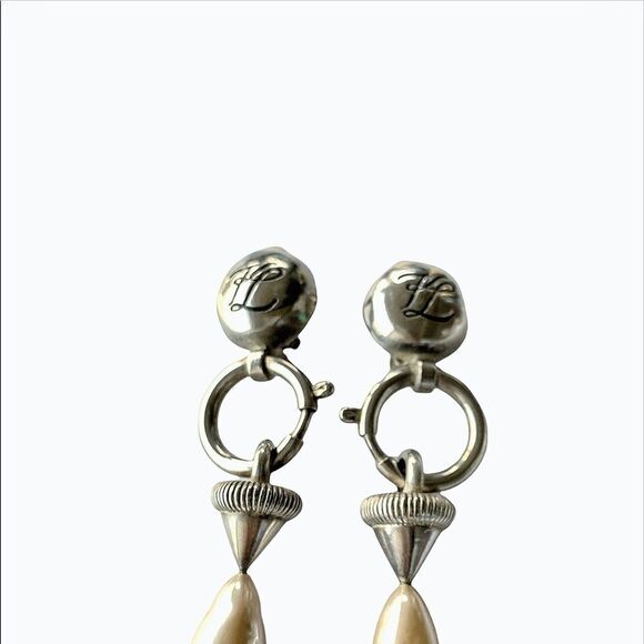 Vintage Karl Lagerfeld silver logo long dangle pearl clip earrings 1980’s runway - Picture 10 of 16